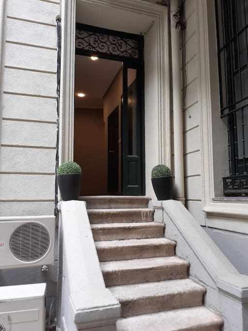 Acogedor Apartamento En Gran Via Madri Exterior foto